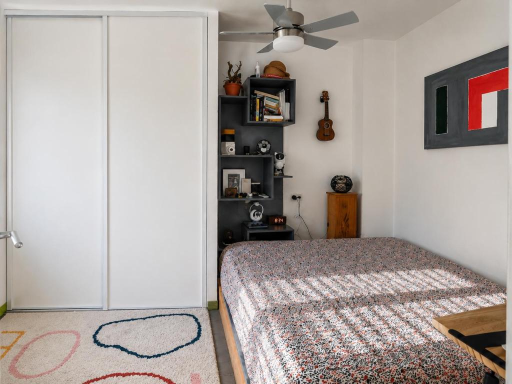 Central Two-Bedroom Apartment with Large Terrace and Private Parking - 5