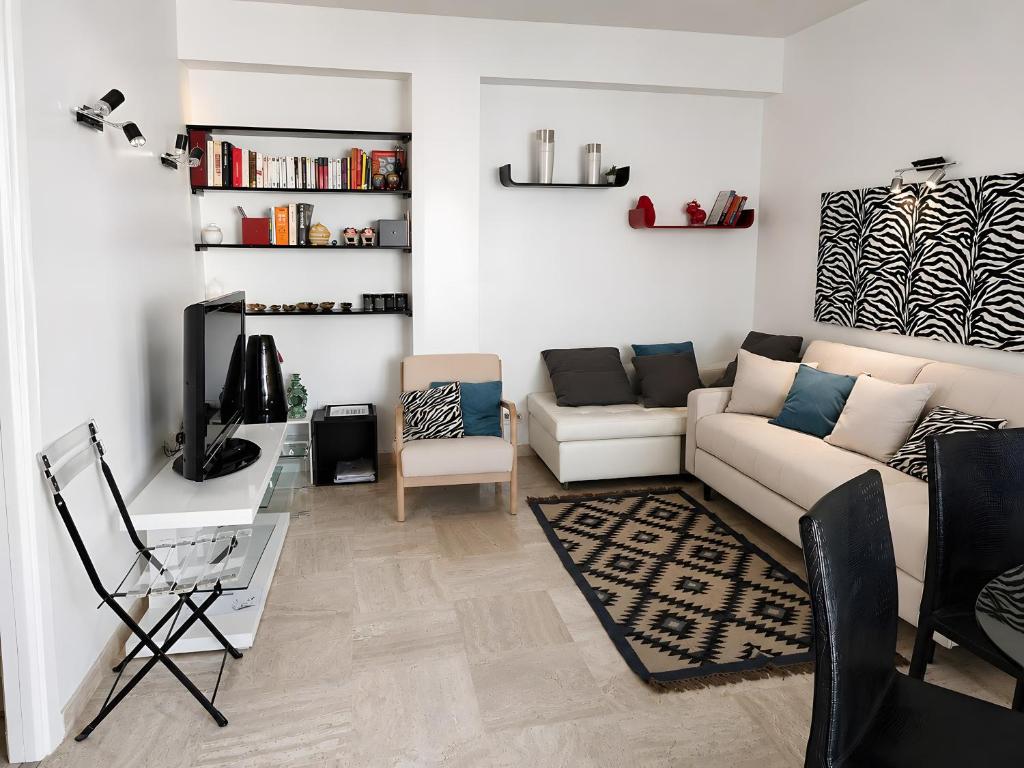 Cannes Martinez One Bedroom - 3
