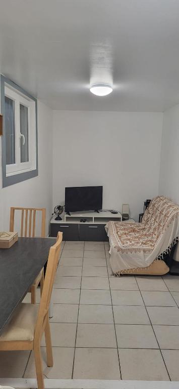 studio cosy avec coin jardin - 4