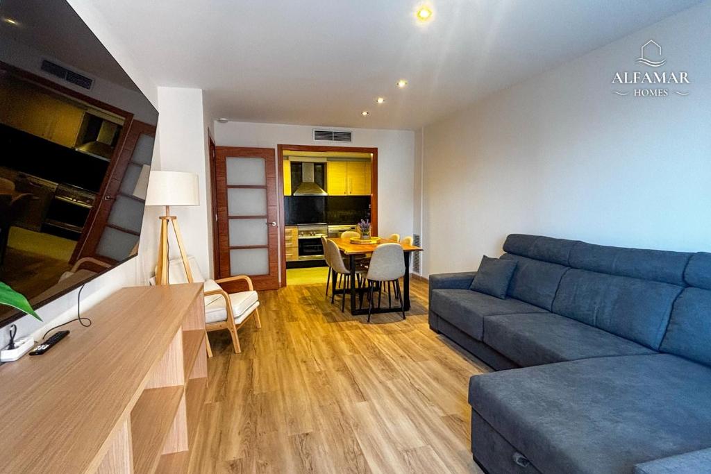 Kuala Suite - Modern Apartment with Pool & Parking - 1