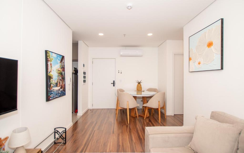 Luxury 2 Bedroom "Wake Up in the Sky" Best Views & Location in Asuncion - 3