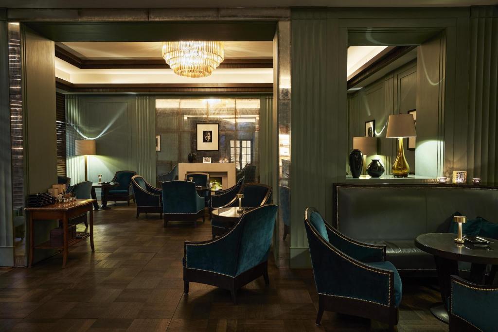 Bar/lounge