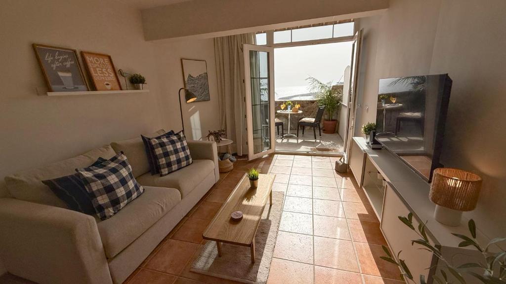 Sunset terrace & Sea Views in Patalavaca Apt 25 - 5