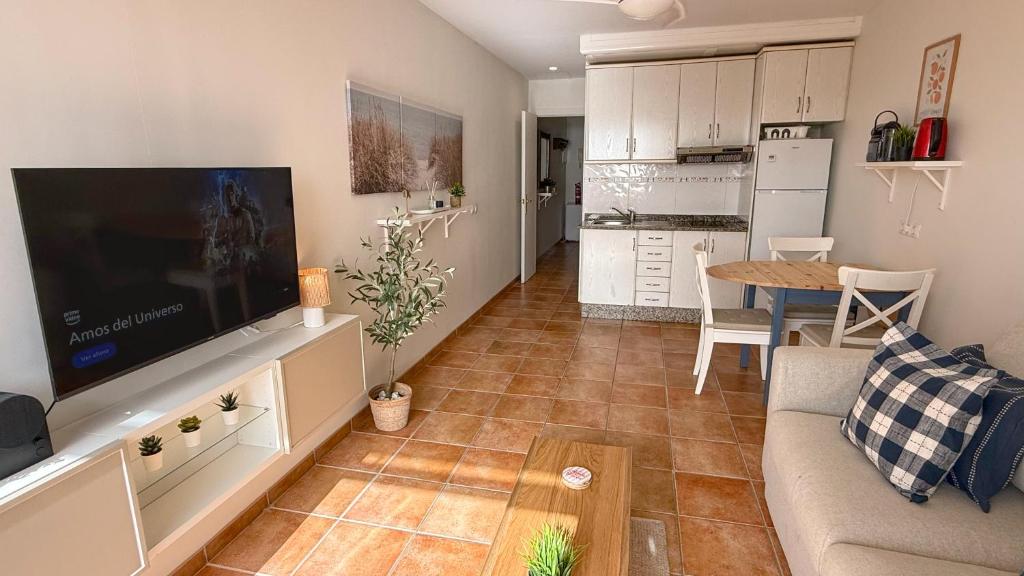 Sunset terrace & Sea Views in Patalavaca Apt 25 - 3