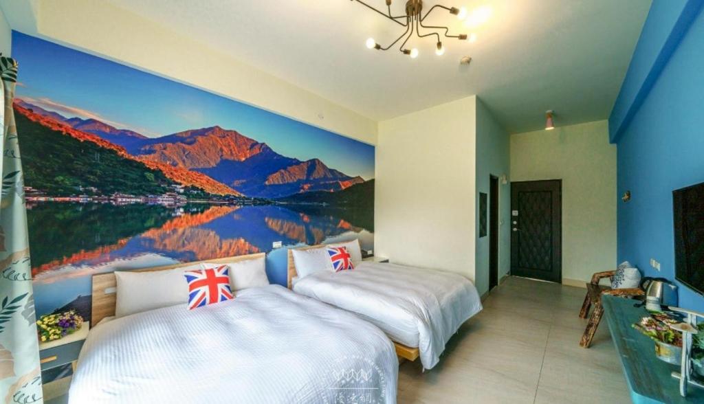 Grand View Garden Holiday