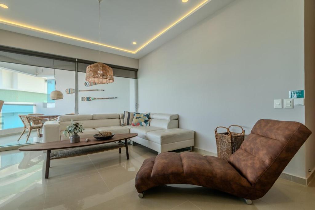 Espectacular apartamento muy amplio - 1