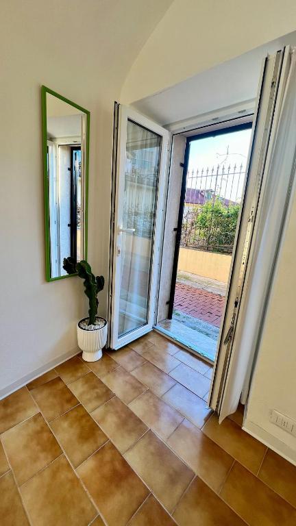 Casa Nostra Mono - 4