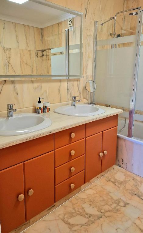 Superb apartment overlooking Los Gigantes - 2
