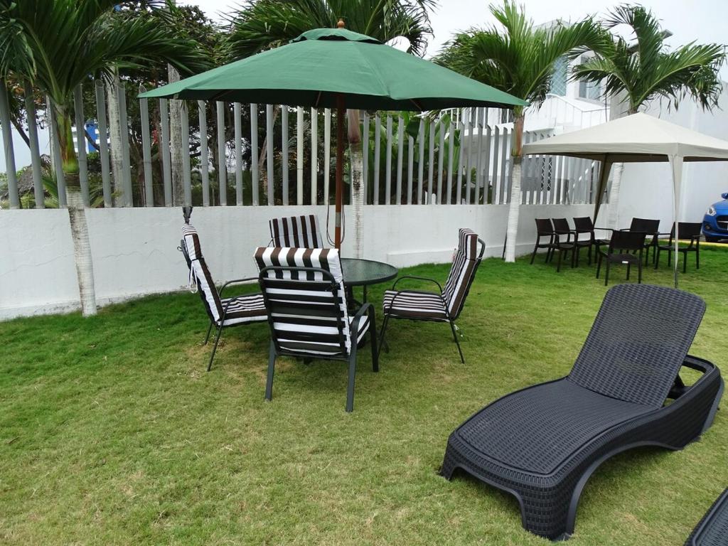 Exclusive beachfront apartment in Playa Tonsupa - 3