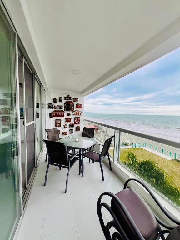 Exclusive beachfront apartment in Playa Tonsupa - 5