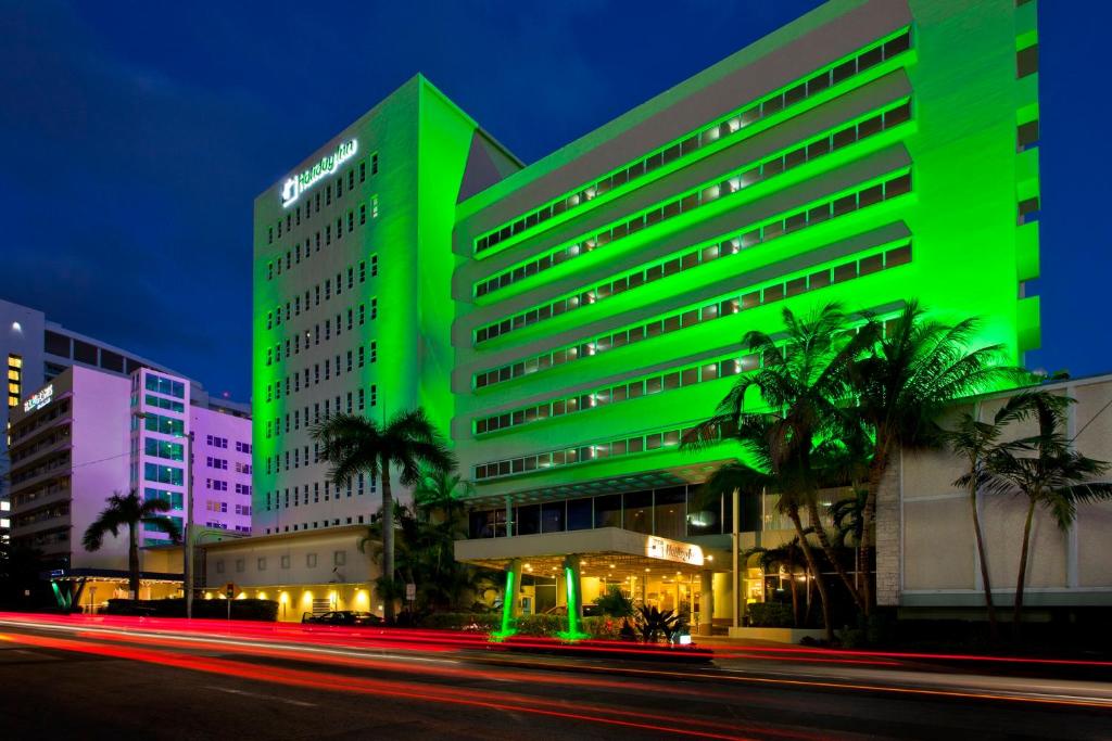 Holiday Inn Miami Beach-Oceanfront, an IHG Hotel By IHG