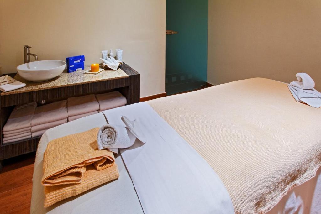 Holiday Inn Mexico City-Plaza Universidad by IHG - 4