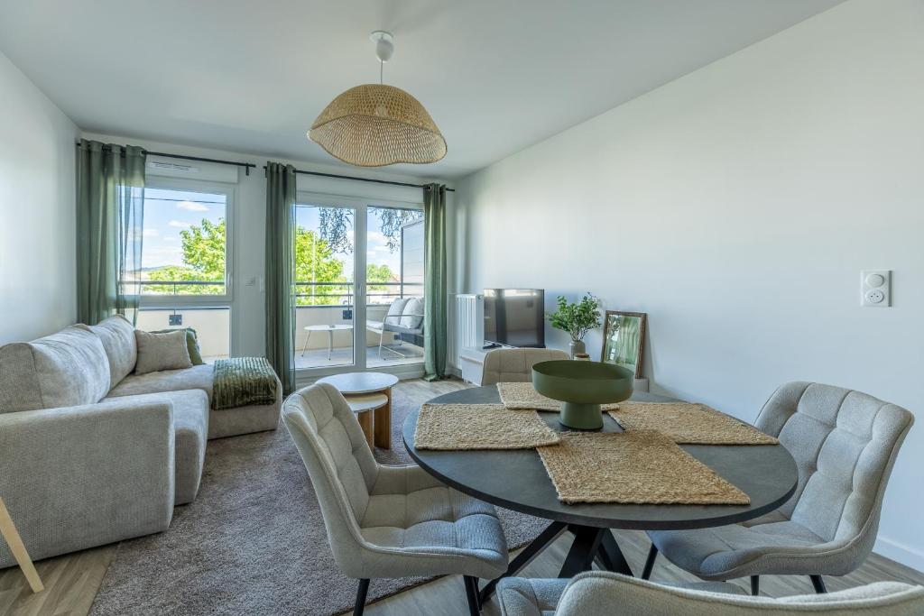 Le Patio - Parking by Primo Conciergerie - 2