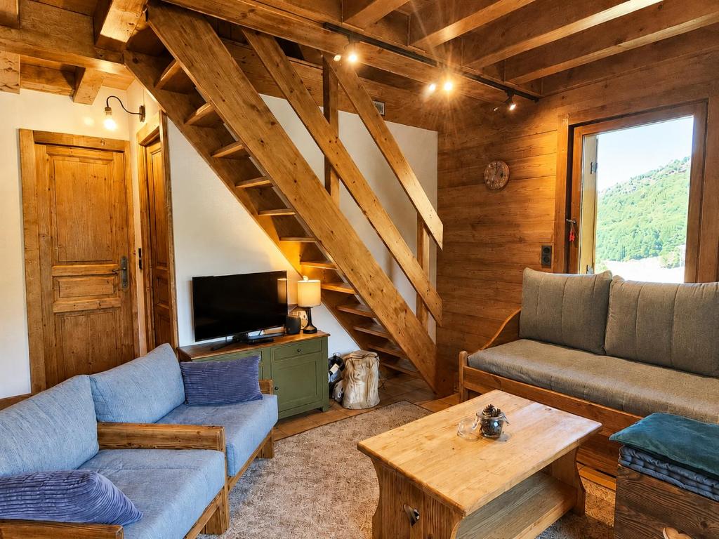 Méribel - 200 m des pistes de ski - Appartement dans chalet - parking privé - 5
