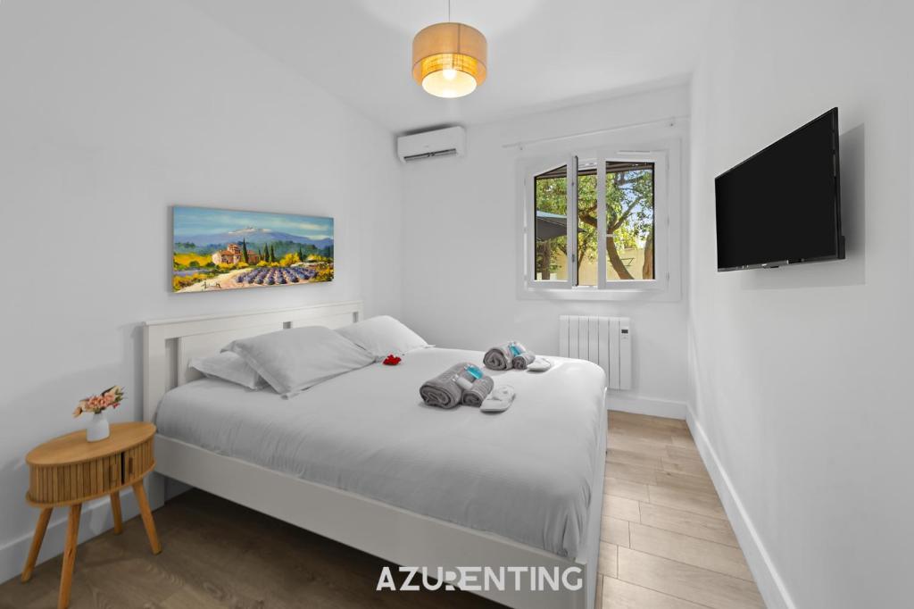 Azurenting - La petite pinède, Cocon avec vue sur les pins - 2