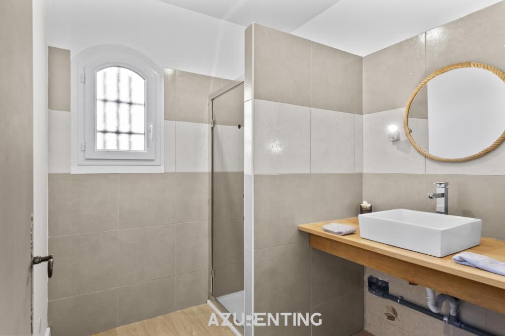 Azurenting - La petite pinède, Cocon avec vue sur les pins - 4