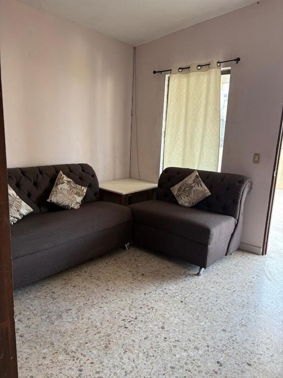 Home 222 - 5