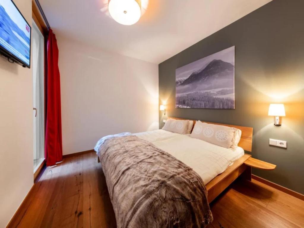 Sunlit Alpine Apartment in Neukirchen - 3
