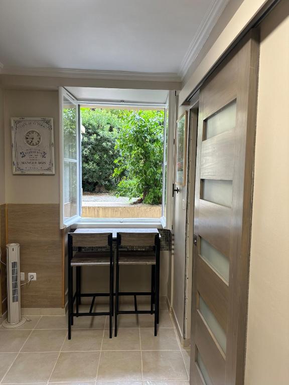 Studio in Nice center, 2mins from sea - 4