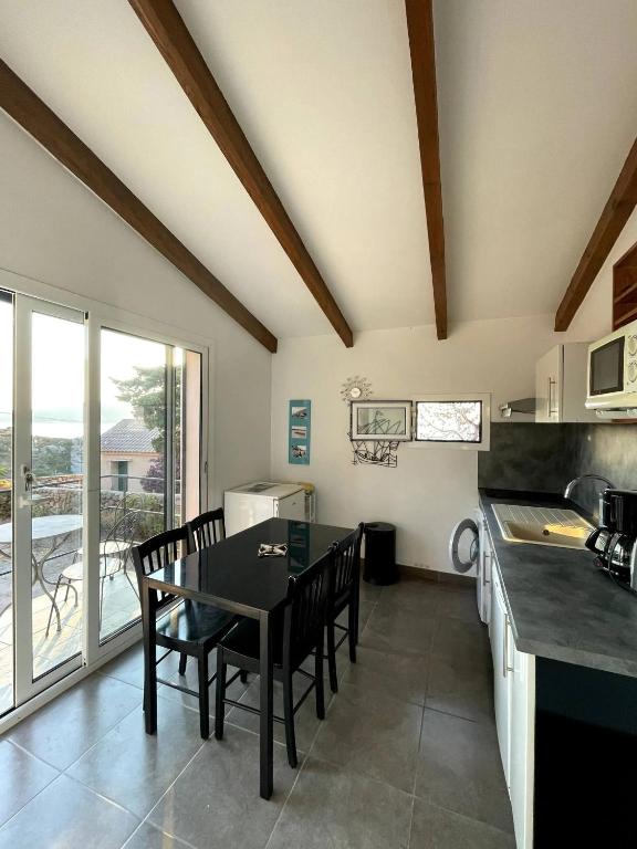 Studio lumineux à Calvi 30 m², vue mer - 3