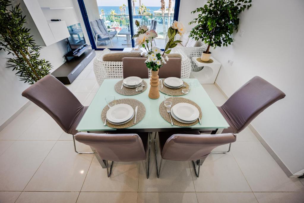 Luxury Sea View Apartment in Sea Senses by Zanis - 4