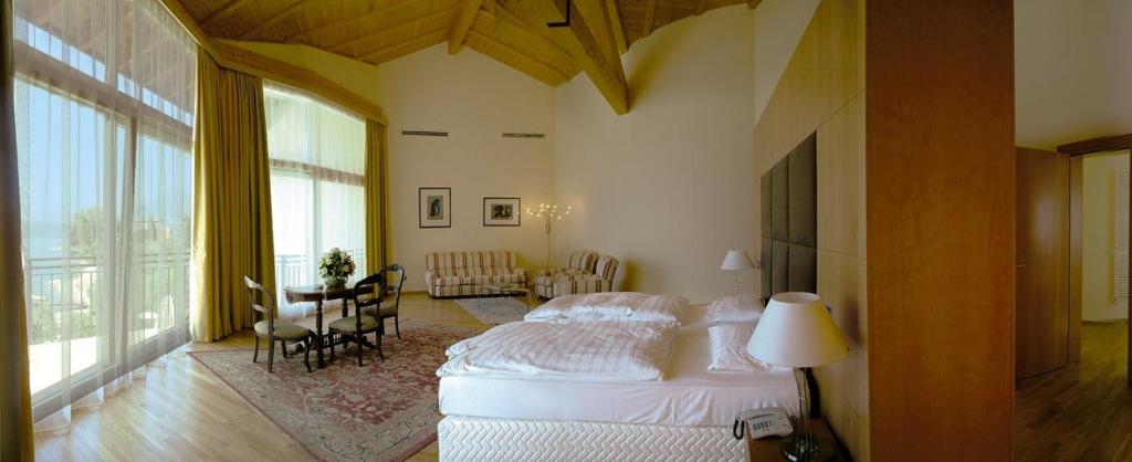 Hotel Maximilian - 2