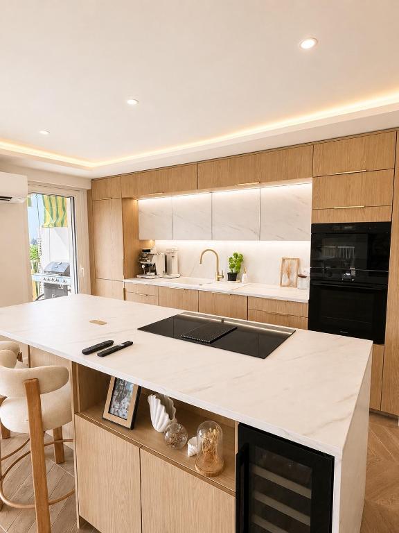 MAGNIFIQUE 3 PIÈCES 80m2 ANTIBES AVEC PISICINE - 3