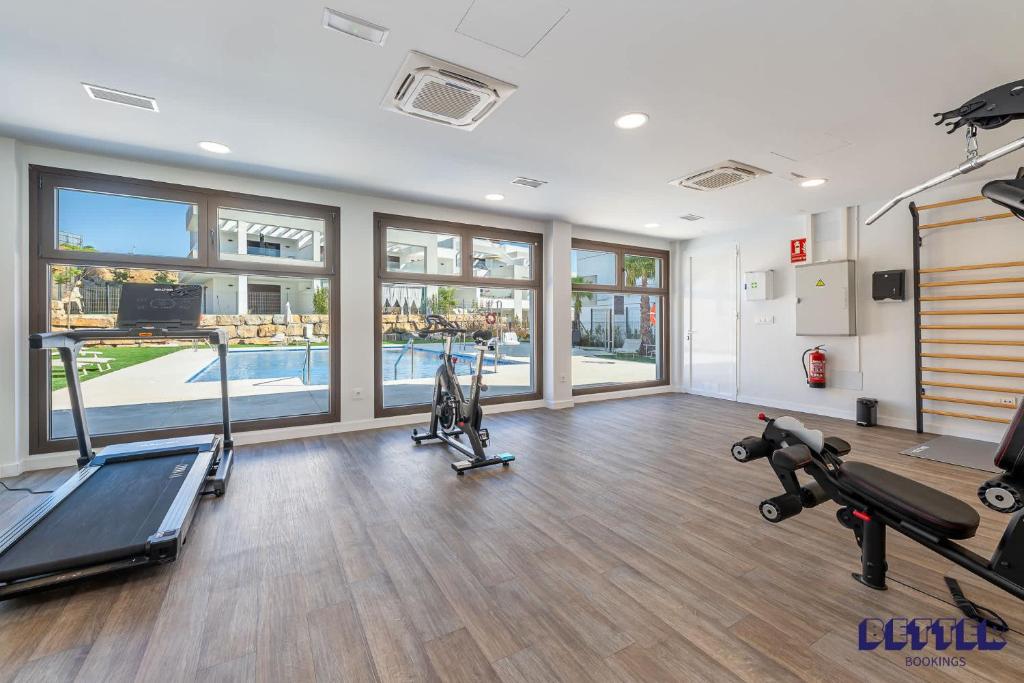 Casa Naya - Modern 2BDR Apt Garage Pool Gym - 2