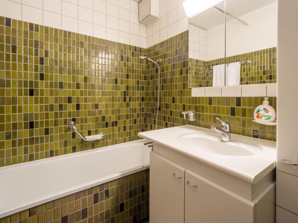 Apartment Val Signina 3-5 by Interhome - 4