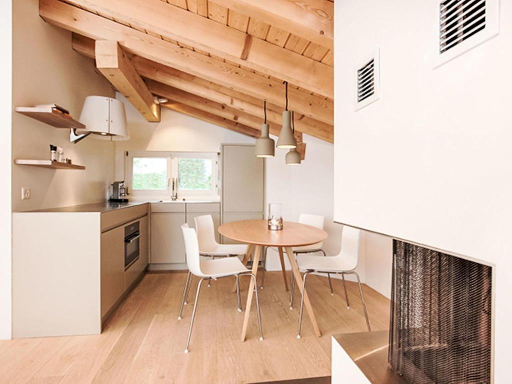 Apartment Cocoon-Laax by Interhome - 3
