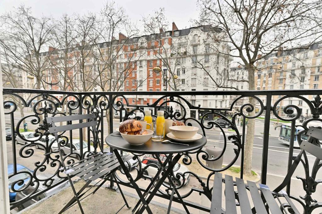 Charming, cozy and air-conditioned Paris 17 - 5