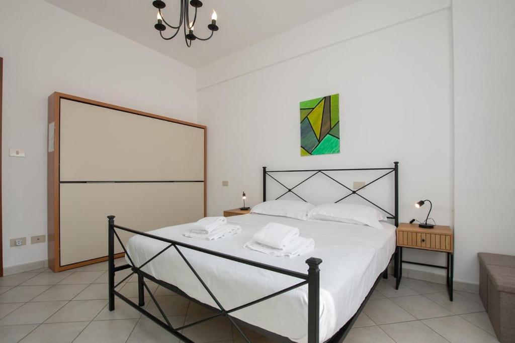 Cozy Apartment in Finale Ligure with WiFi and AC - 1