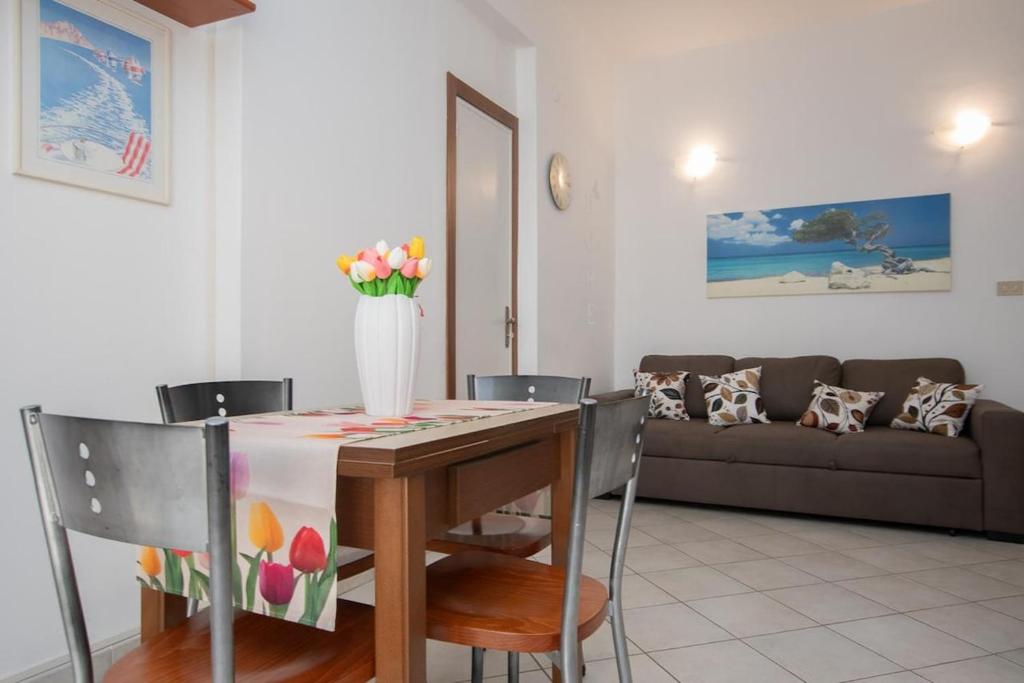 Cozy Apartment in Finale Ligure with WiFi and AC - 5