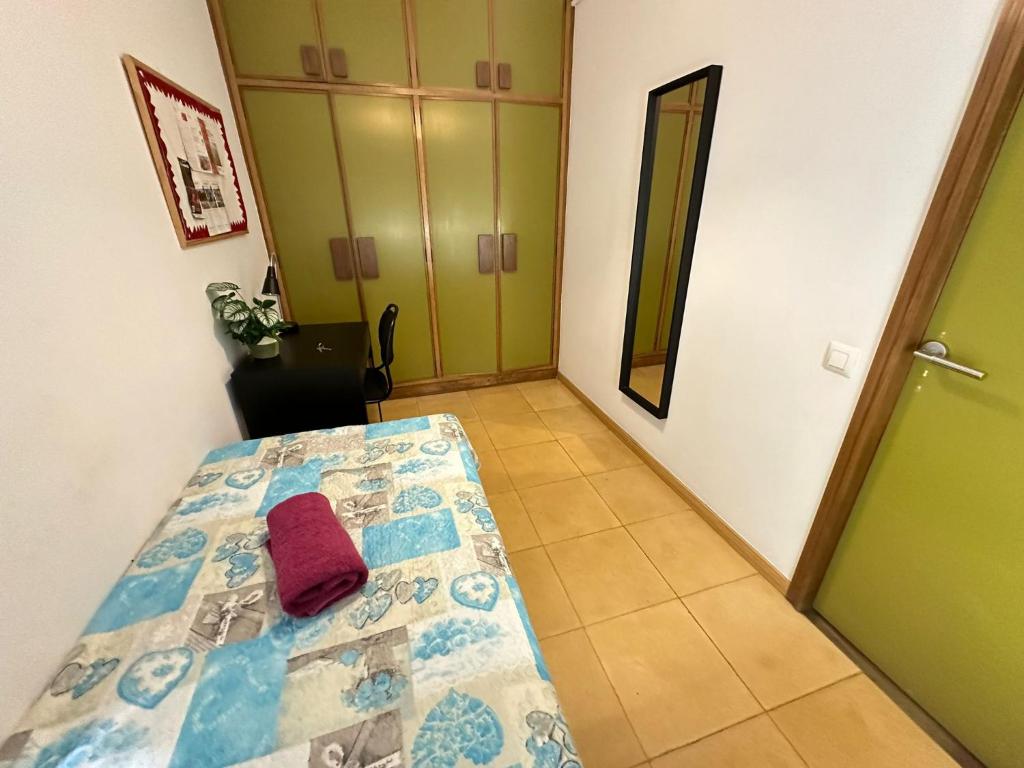 Habitaciones en una buena zona NB 79 - 2
