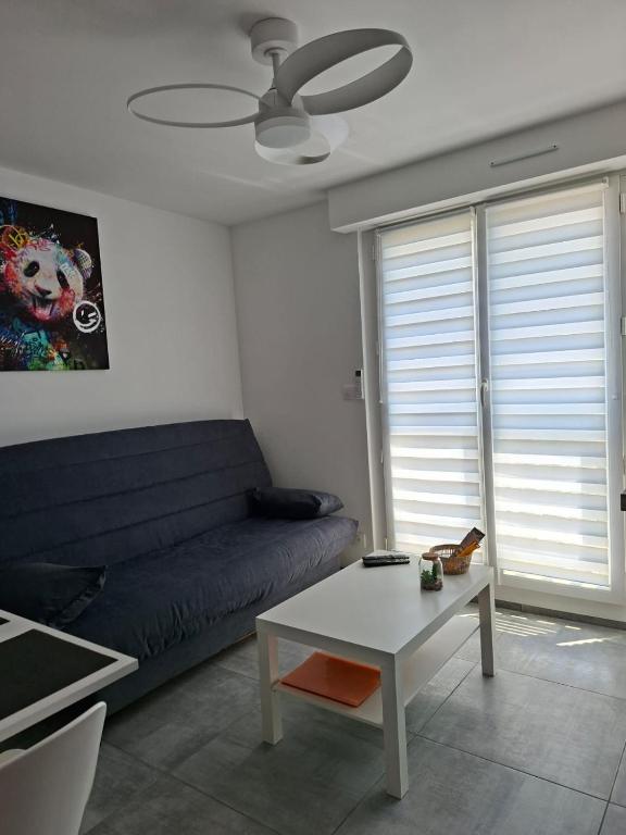 Superbe studio entièrement refait à neuf - 1