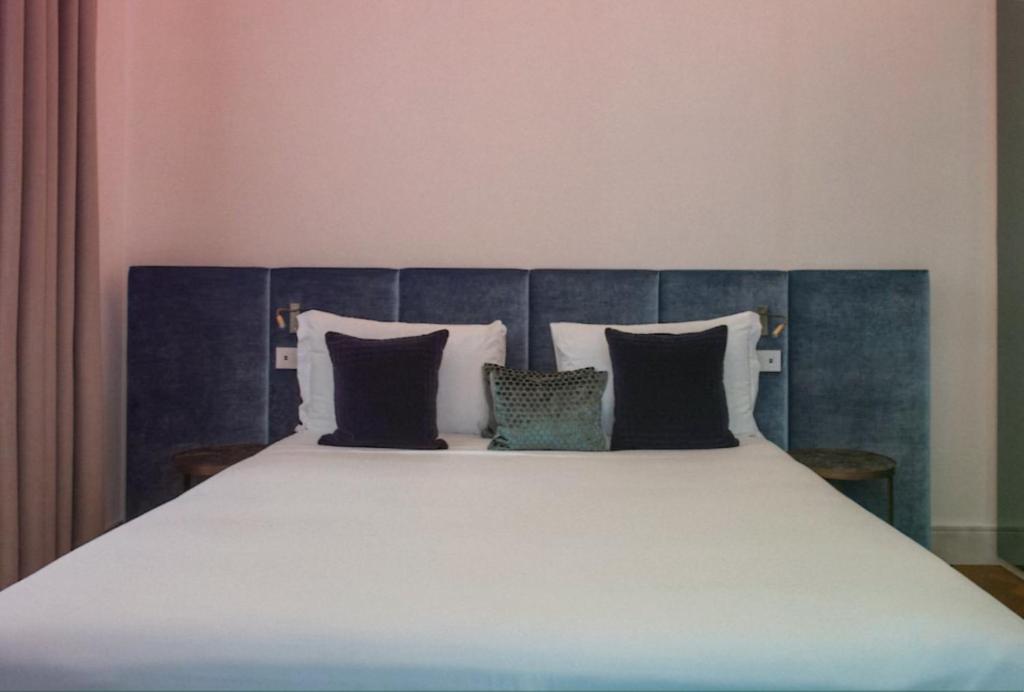 Elegant Two-Bedroom Apartment in the Heart of Alicante - 3