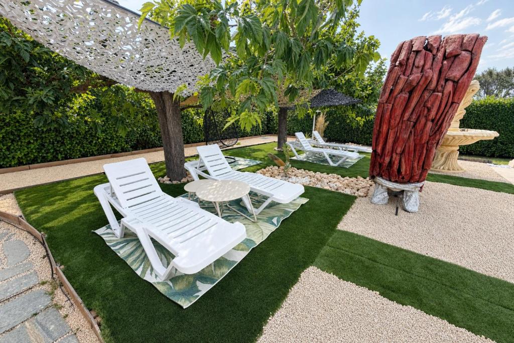 L'art des Clés - Chambres de luxe avec piscine, Escapade à deux - 3