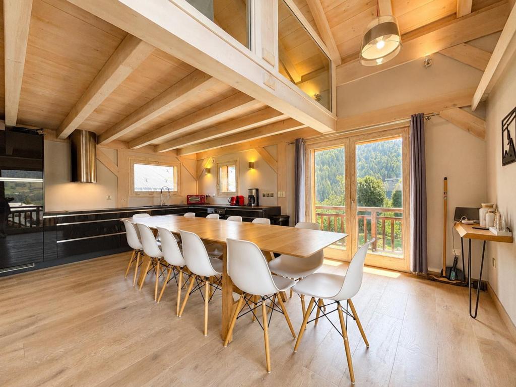 Chalet de luxe 10 pers. avec sauna au cœur du village, WiFi inclus - FR-1-505-34 - 3