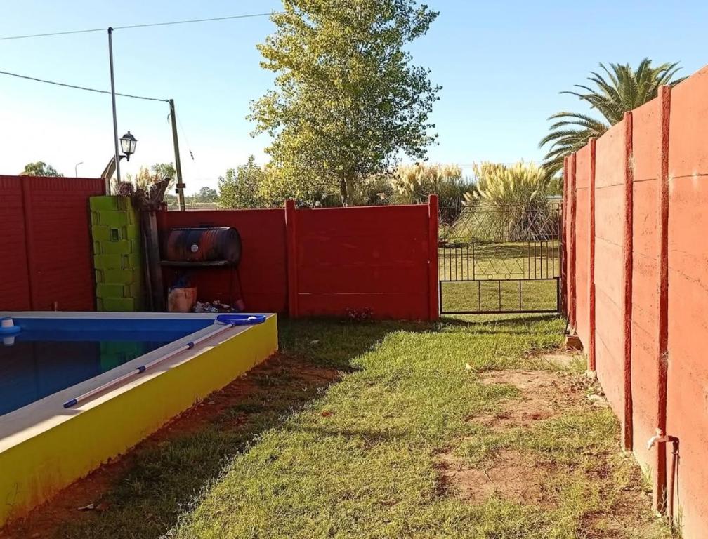 Hospedaje Magno Casa Completa Con Pileta Parrilla Frente A La Laguna Chascomus - 2