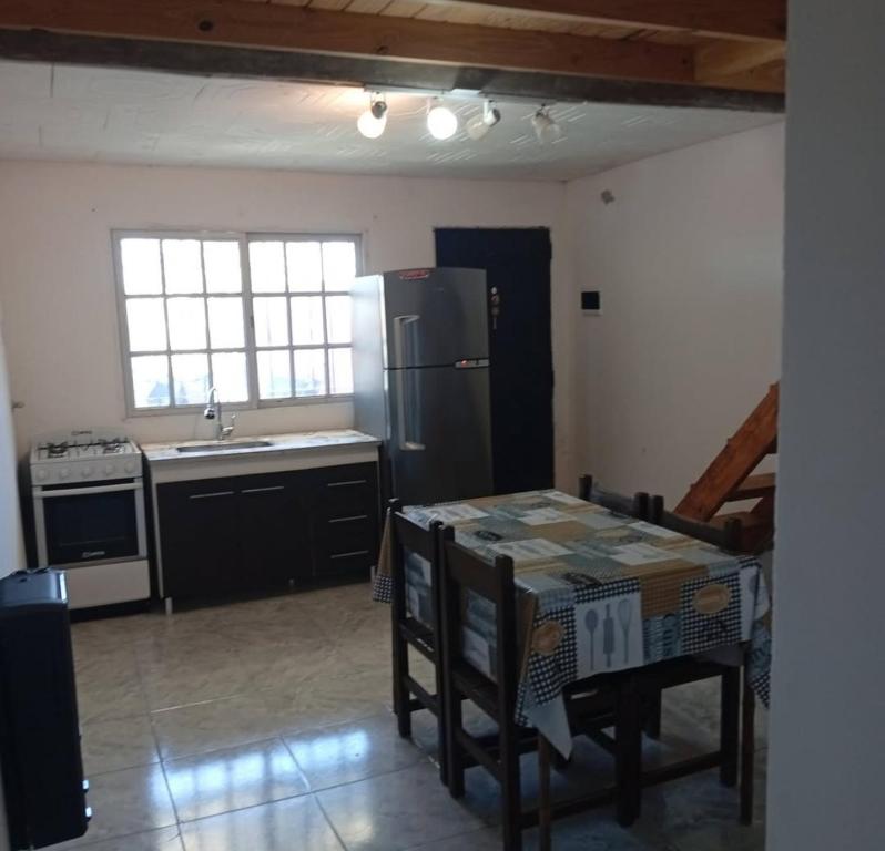 Hospedaje Magno Casa Completa Con Pileta Parrilla Frente A La Laguna Chascomus - 5
