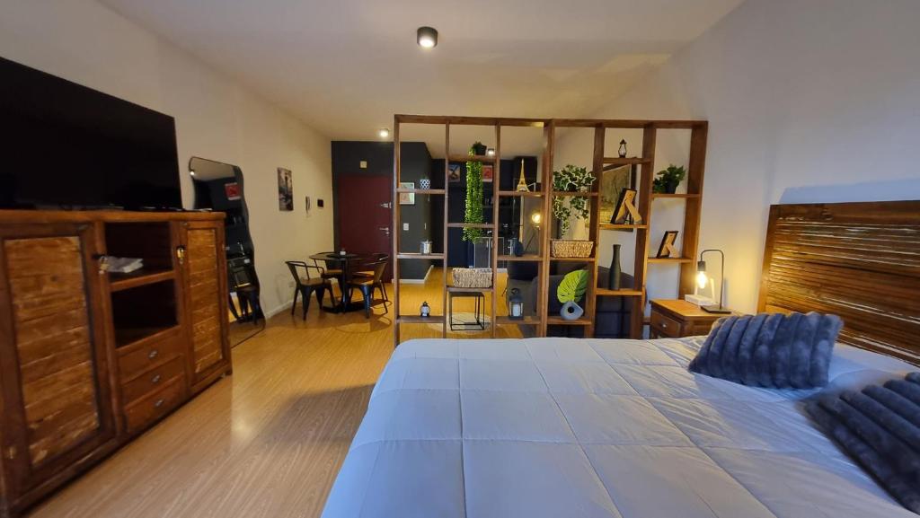 Palermo Soho: Up to 4 Pax - Modern with Balcony - 1