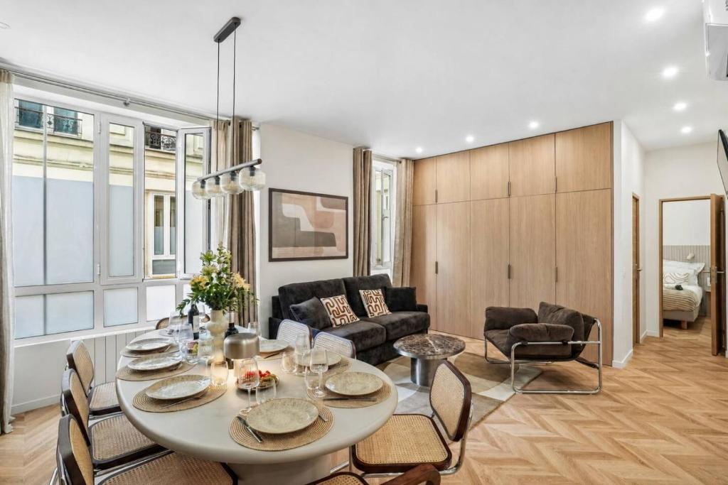 Lavie Maison - Near City Hall, Paris - 4