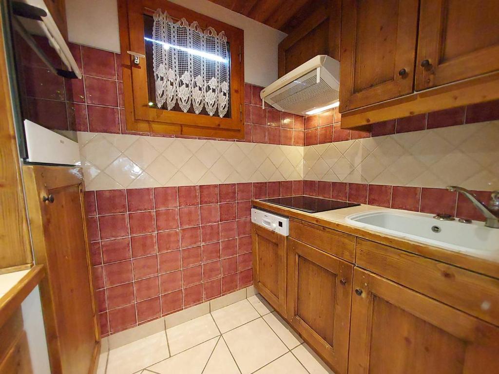 Appartement avec terrasse sud - 38 m², accès pistes - FR-1-356-571 - 4