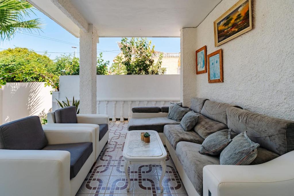 Private Pool Villa BBQ 5-min Walk to Beach - 4
