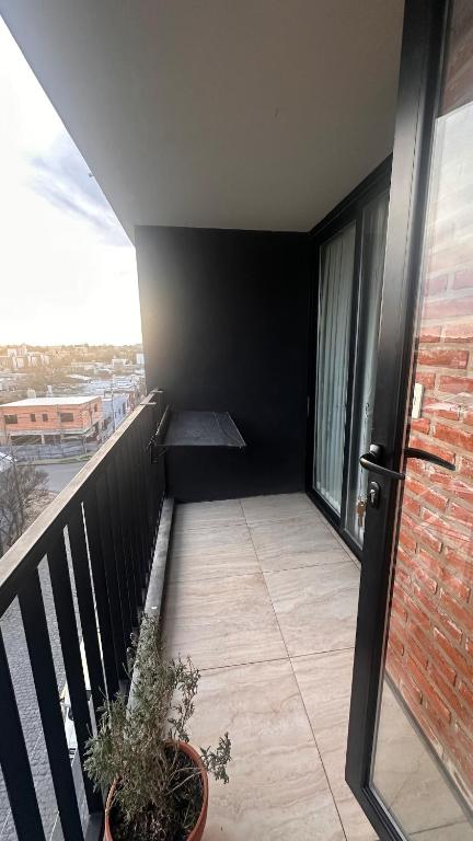 Modern apartment with balcony and sunset views - 4