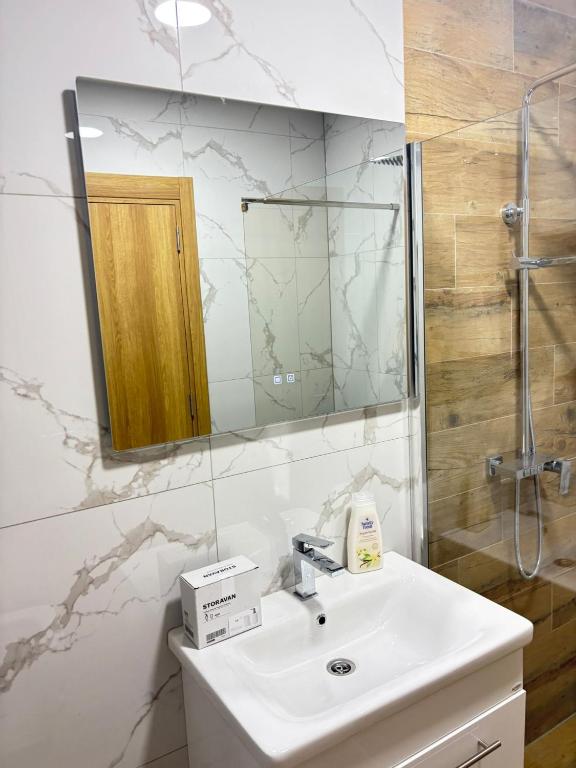 Apart-hotel Antique - 4