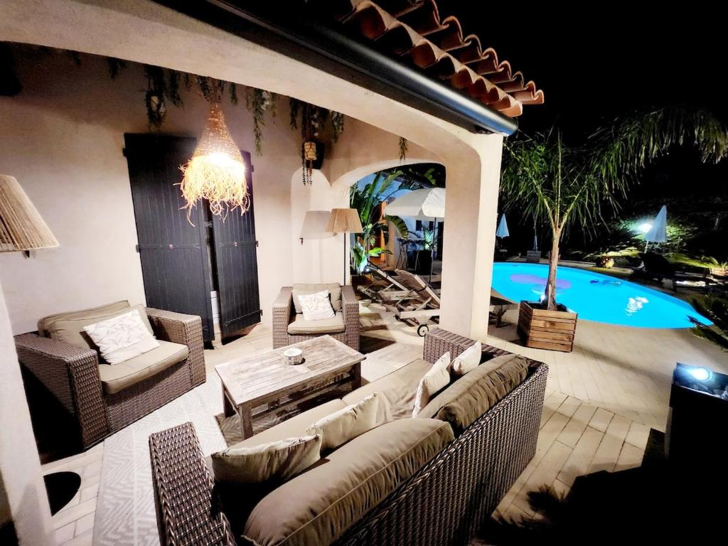 Villa avec piscine et mini-golf - 4