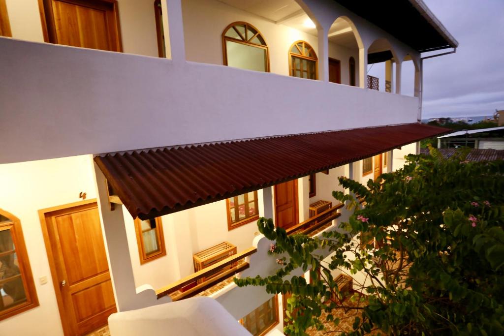 La Perla Hotel - 5