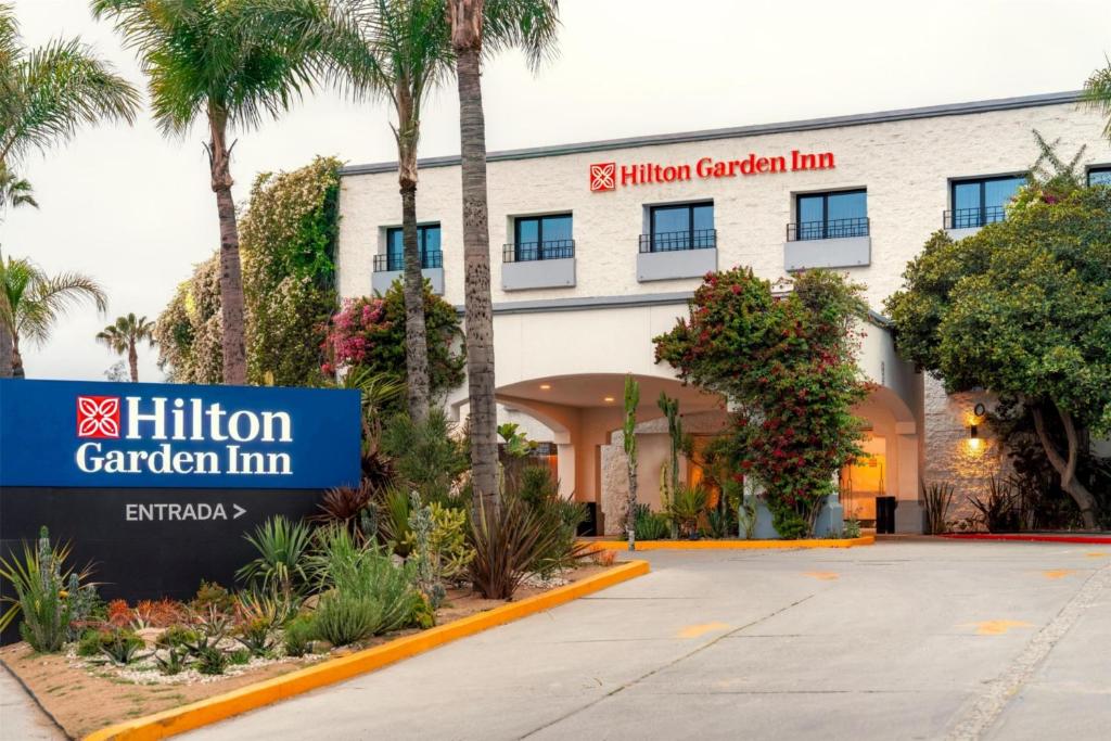 Hilton Garden Inn Tijuana Airport - 2