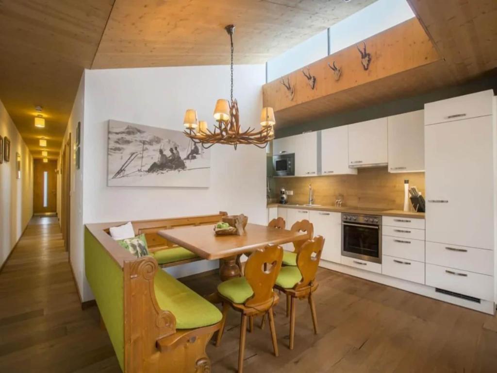 Contemporary Alpine Stay in Neukirchen - 2